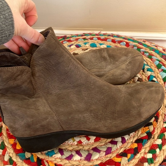 Dansko Wedges suede Ankle Boots - Picture 2 of 8